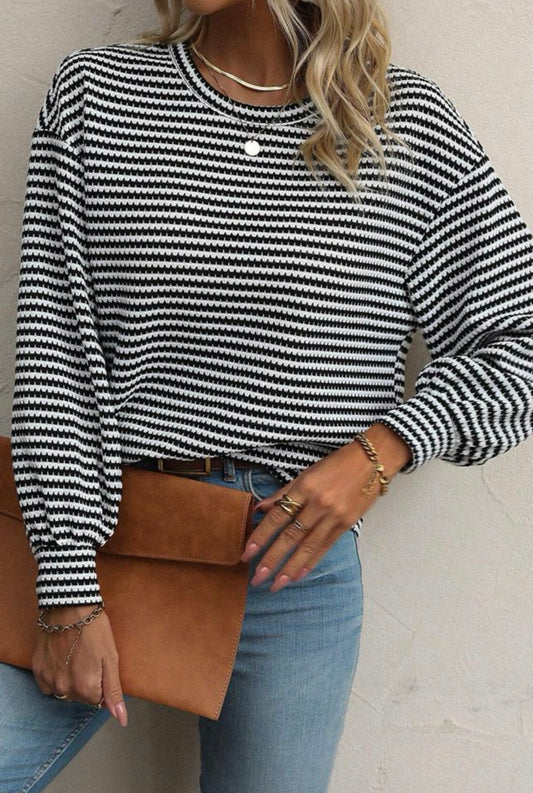 Black Stripe Round Neck Thin Stripe Long Sleeve Top