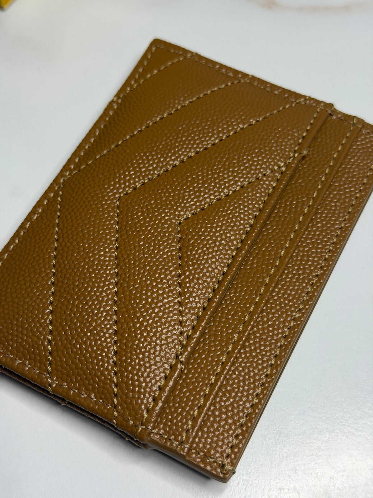 Pre-owned Saint Laurent Grain De Poudre Matelasse brown card holder