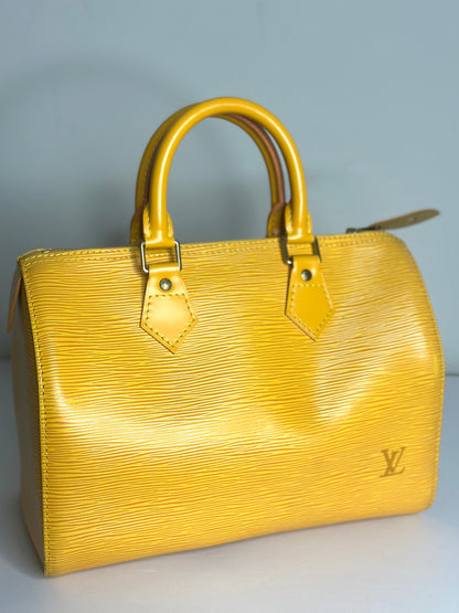 Pre-owned Louis Vuitton yellow Epi leather speedy 25 Boston bag