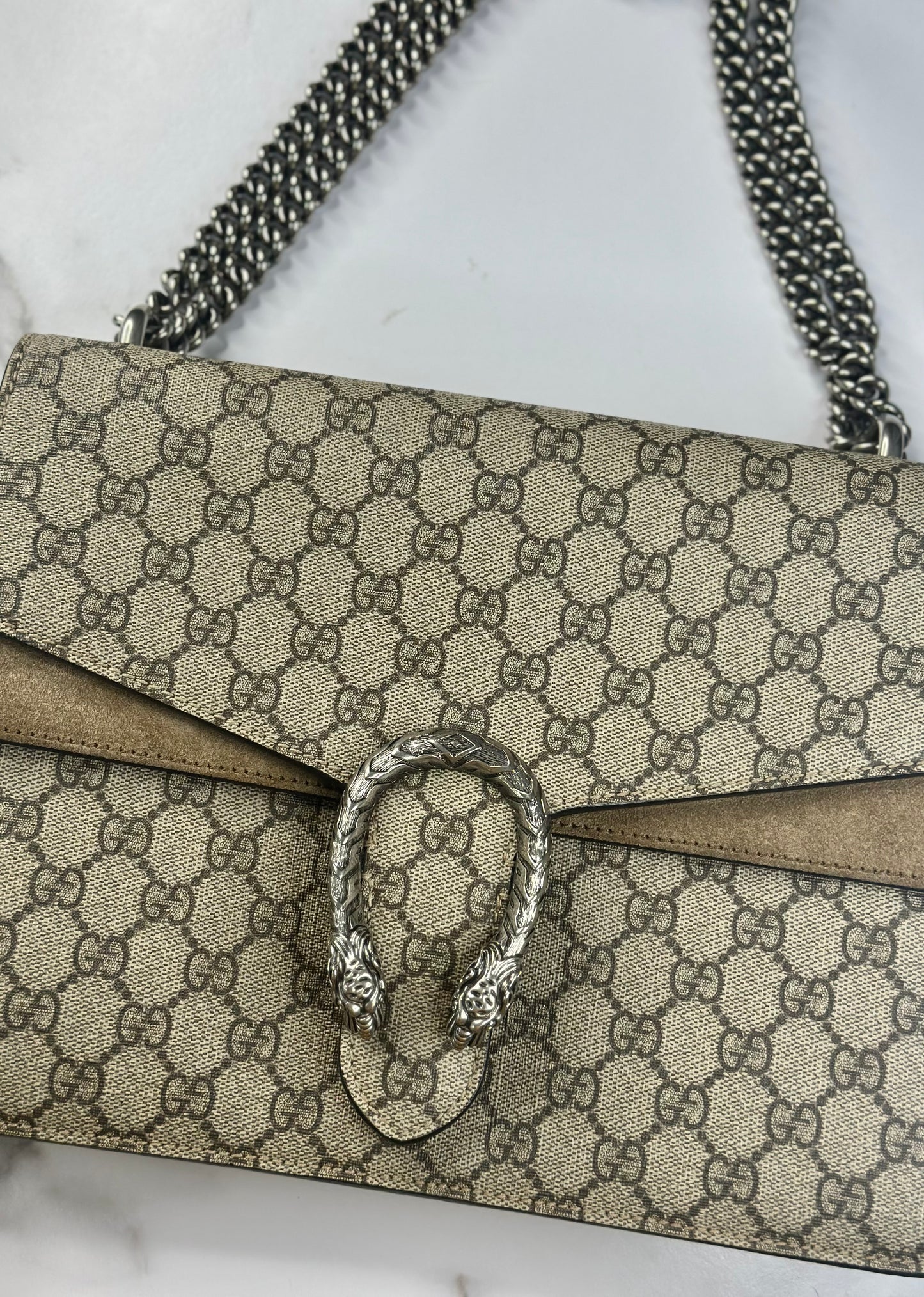Pre-owned Gucci GG Supreme Monogram Medium Dionysus Shoulder Bag