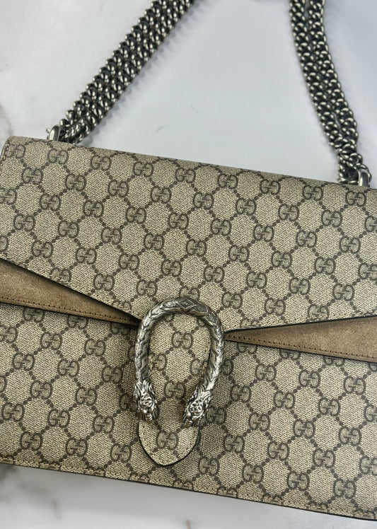 Pre-owned Gucci GG Supreme Monogram Medium Dionysus Shoulder Bag