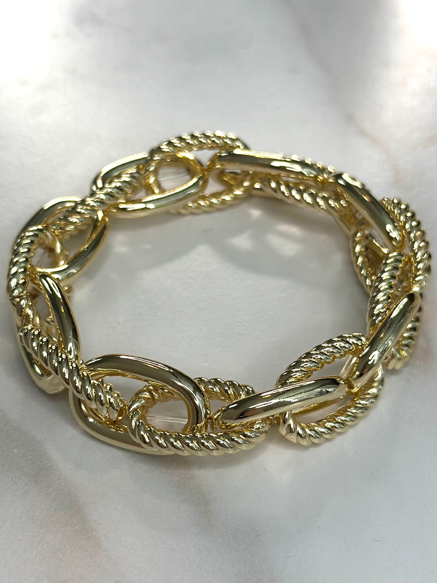 Fairfax GLD stretch bracelet ￼