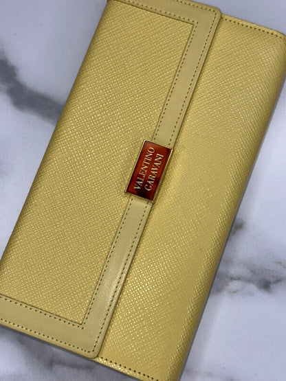 Pre-owned Valentino yellow leather long wallet
