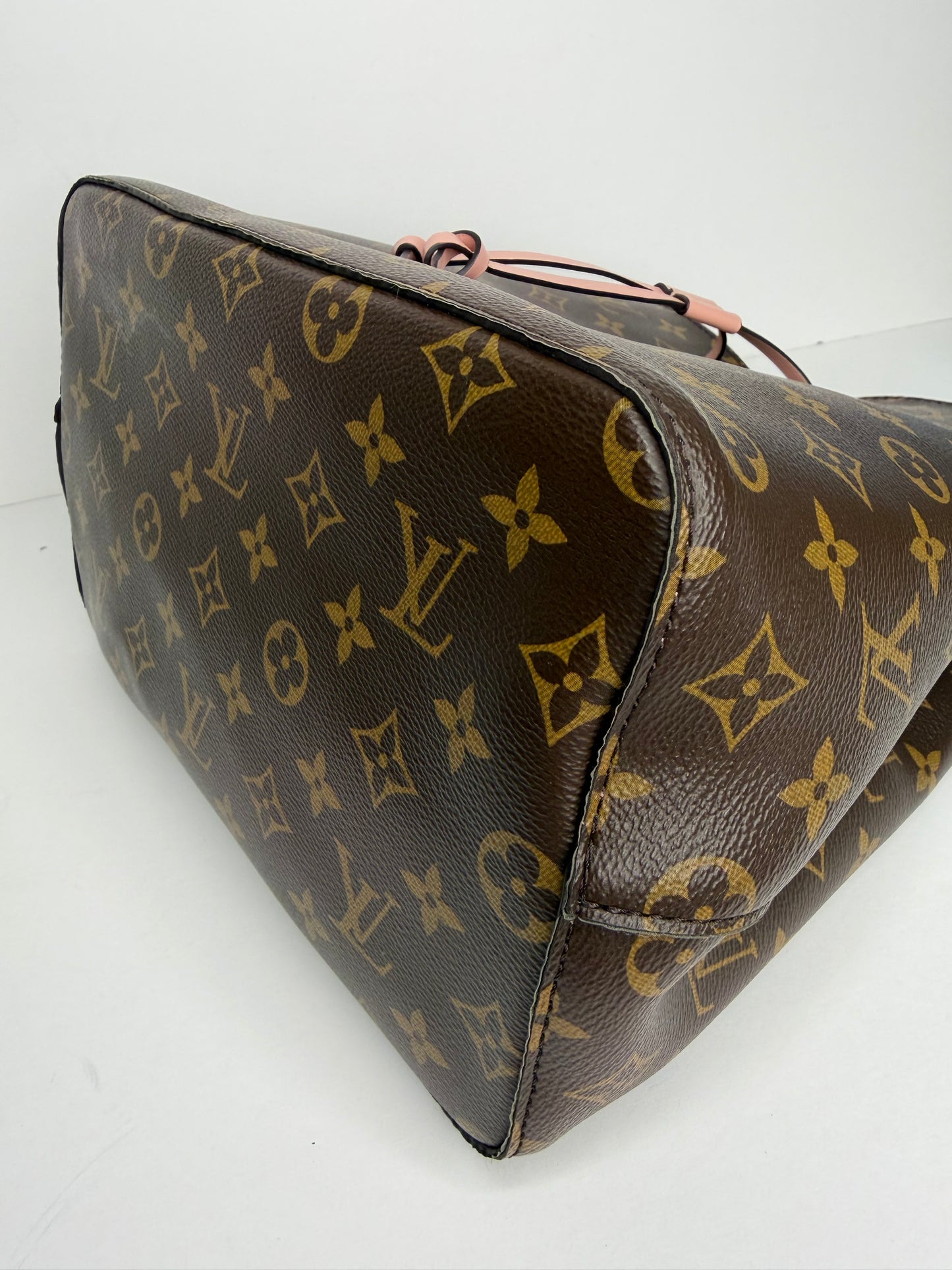 Pre-owned Louis Vuitton monogram canvas Neo Noe two way tote