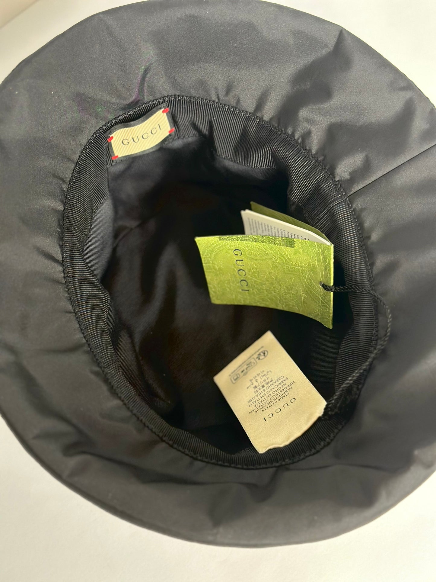 Pre-owned Gucci GG Marmont nylon bucket hat size medium