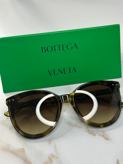 Pre-owned Bottega Venetta Havana sunglasses