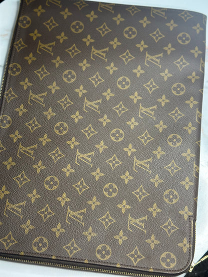 Pre-owned Louis Vuitton monogram canvas document case