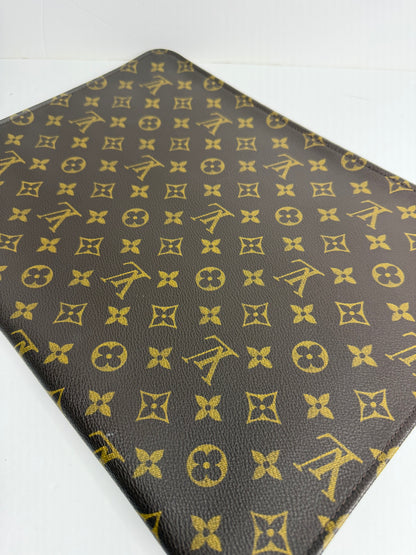 Pre-owned Louis Vuitton monogram canvas Poche Documents