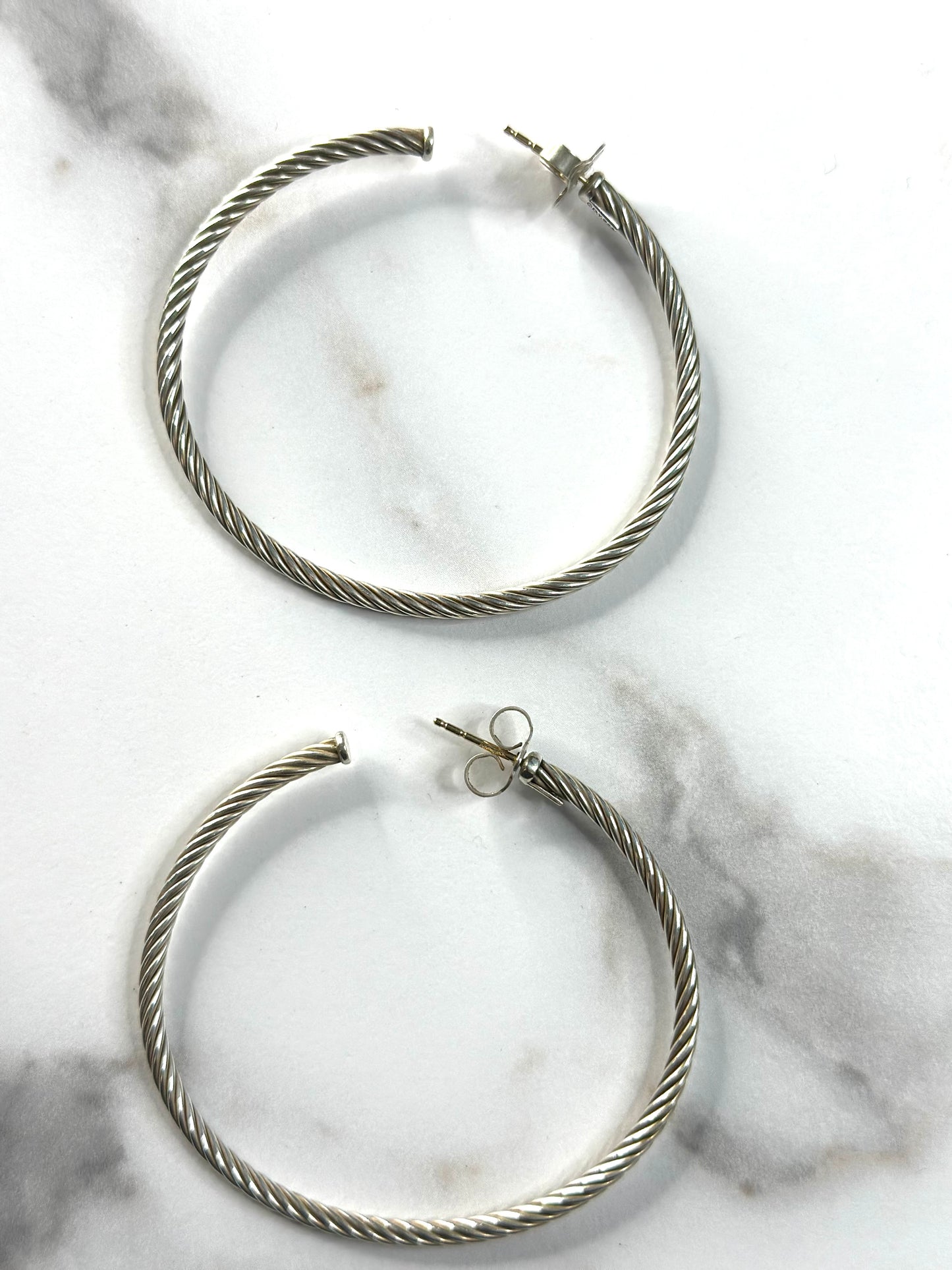 Pre-owned David Yurman Silver Hoops