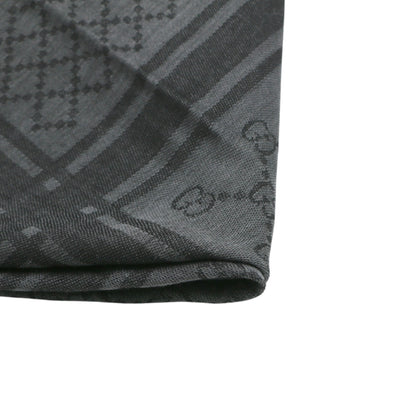 Pre-owned Gucci GG pattern wool and silk blend grey and black scarf