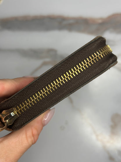 Pre-owned Louis Vuitton monogram canvas zippy wallet