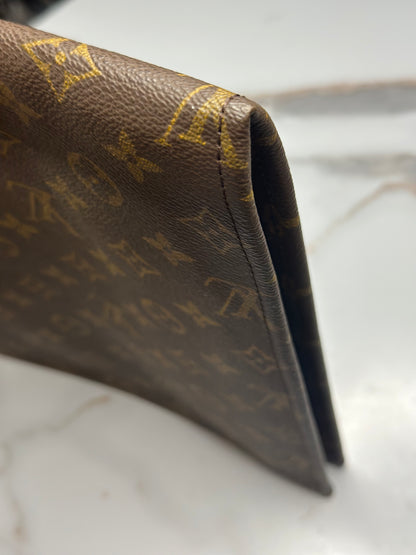 Pre-owned Louis Vuitton monogram canvas document case
