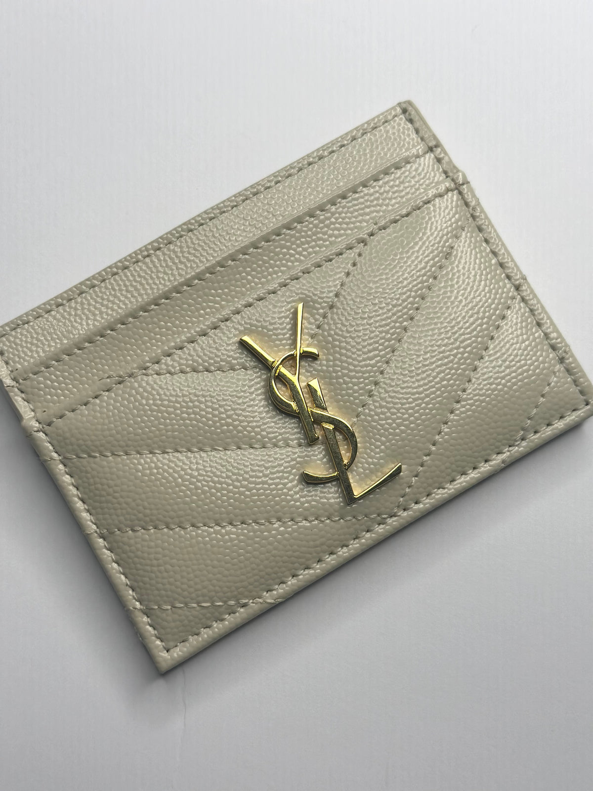 Pre-owned Saint Laurent white grain de poudre card holder