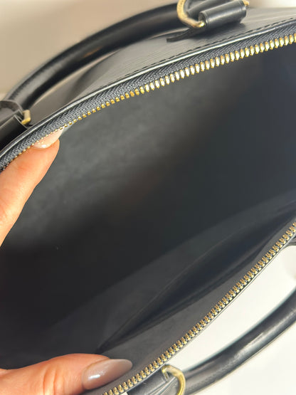 Pre-owned Louis Vuitton Black Epi Alma PM tote