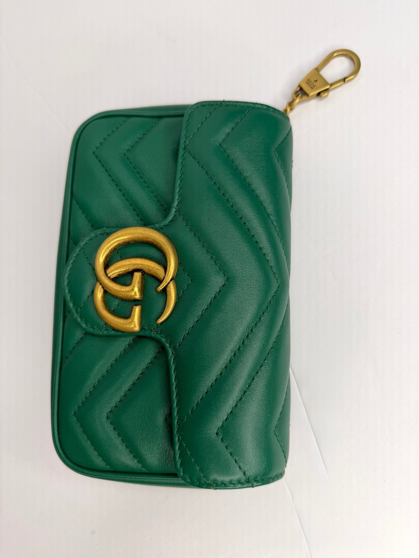 Pre-owned Gucci GG Marmont emerald green super mini crossbody