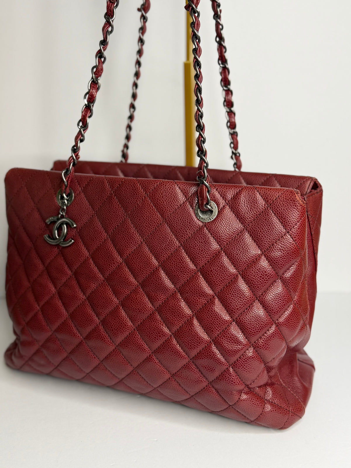 Pre-owned Chanel Burgundy Quilted Caviar Leather Shopping Tote