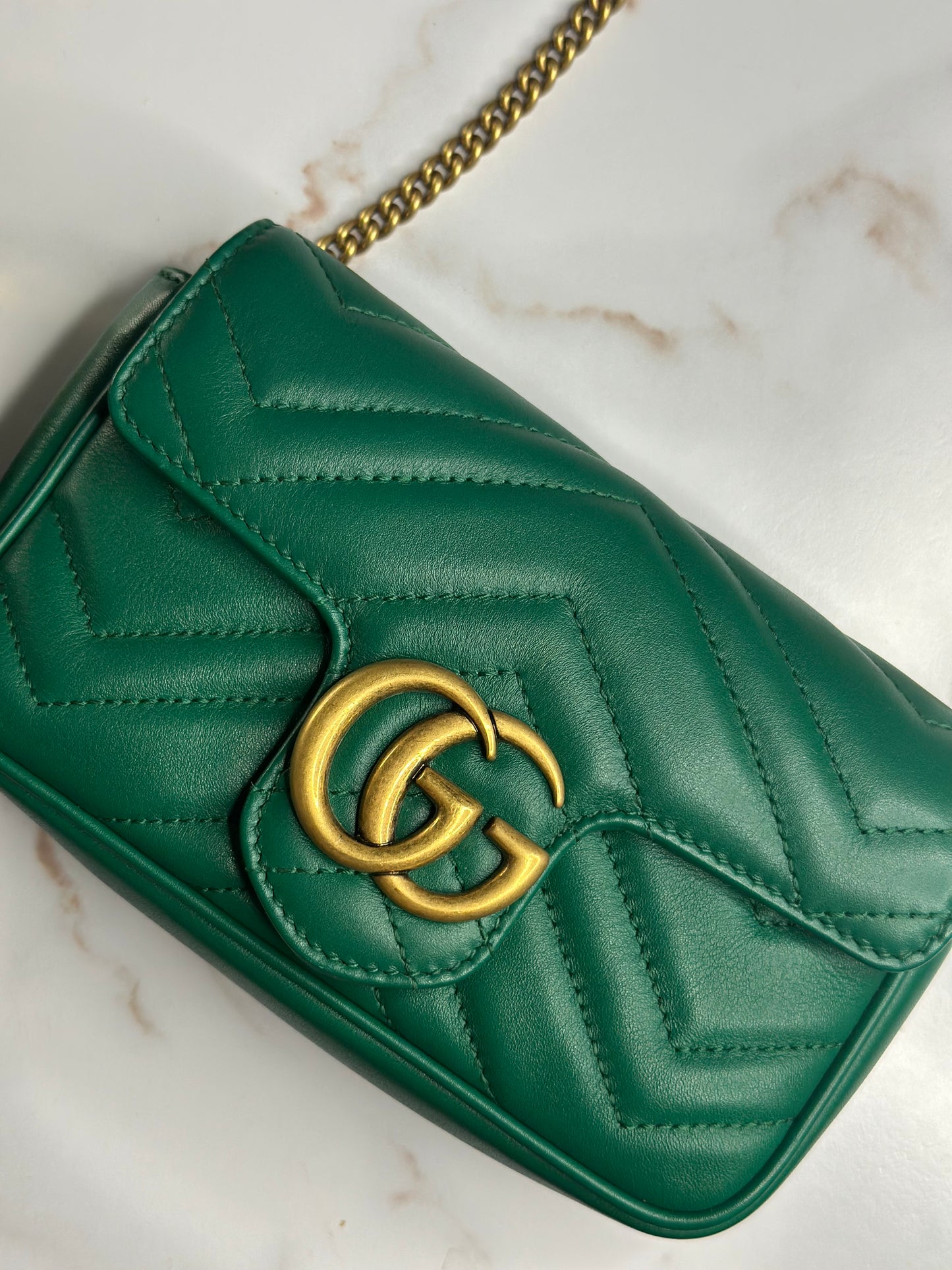 Pre-owned Gucci GG Marmont emerald green super mini crossbody