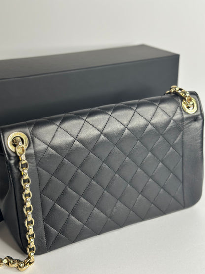 Pre-owned Chanel Lambskin Quilted Chic With Me Flap Black