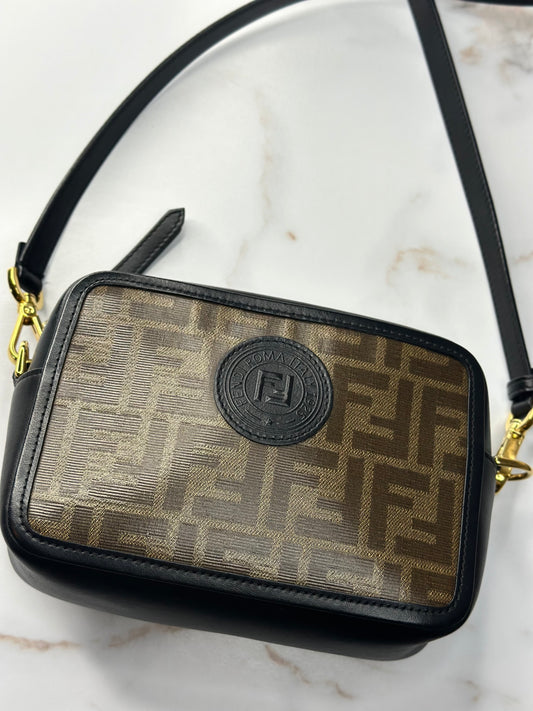 Pre-owned Fendi Glazed Fabric Vitello  Stamp Camera Bag