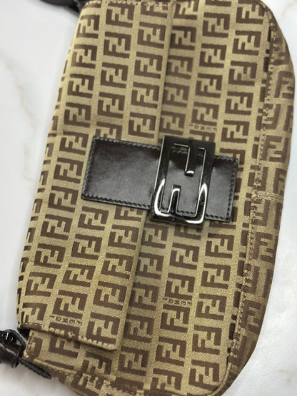 Pre-owned Fendi Zucchino brown canvas baguette, shoulder bag