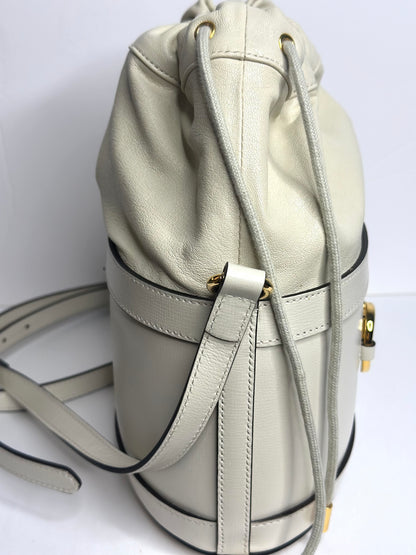 Pre-owned Gucci 1955 Horsebit white leather bucket bag