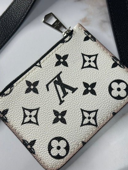 Pre-owned Louis Vuitton Black Epi leather pochette marelle crossbody