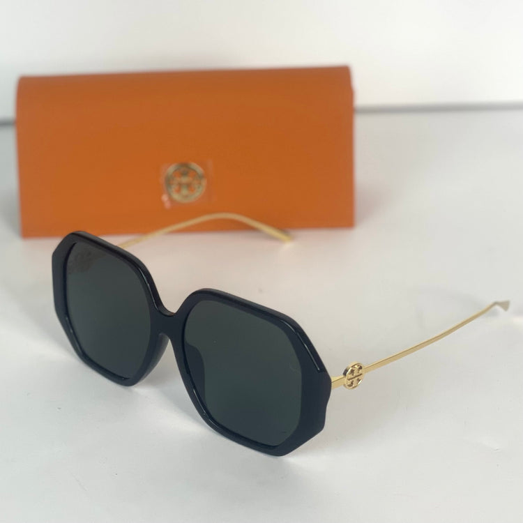 #32 Pre-Owned Tory Burch Black & Gold Sunglasses