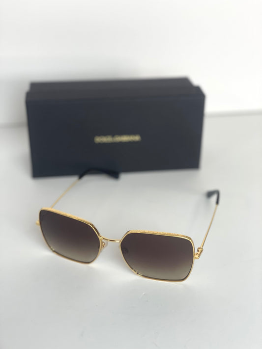 #47 Pre-Owned Dolce & Gabbana Gold Sunglasses