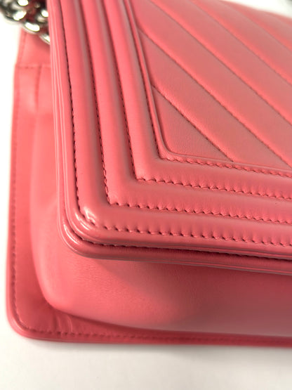 Pre-owned Chanel 2016 Pink Chevron Quilted Old Medium Boy Crossbody