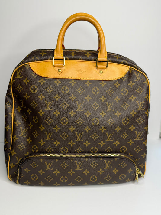 Pre-owned Louis Vuitton
Evasion Travel Bag Monogram Canvas MM
