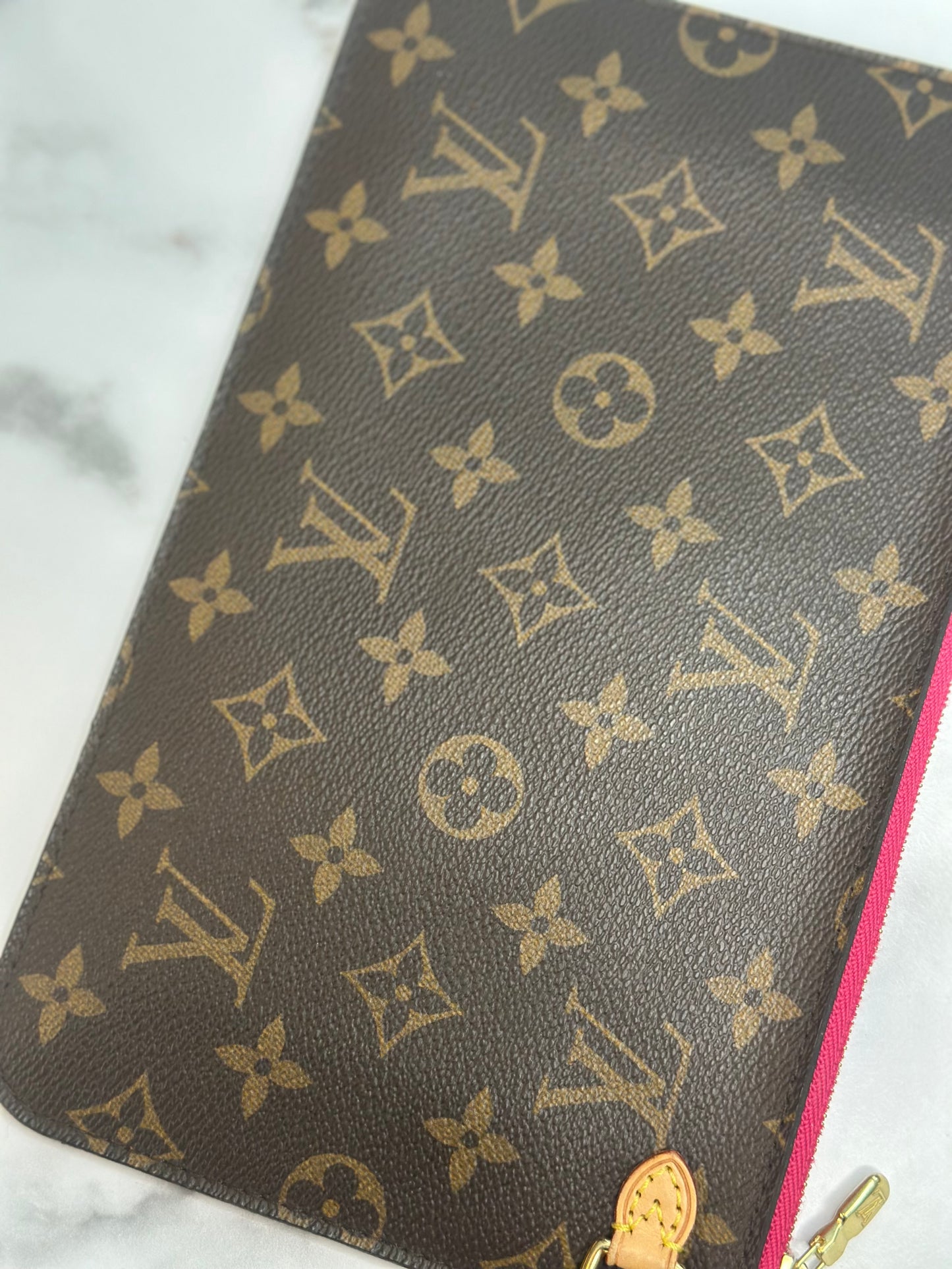 Pre-owned Louis Vuitton monogram canvas neverfull MM pouch