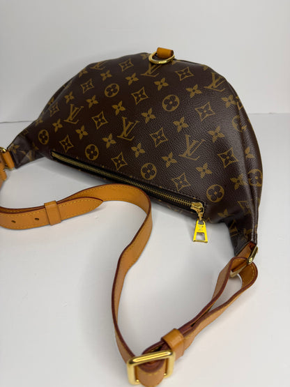 Pre-owned Louis Vuitton monogram canvas bumbag
