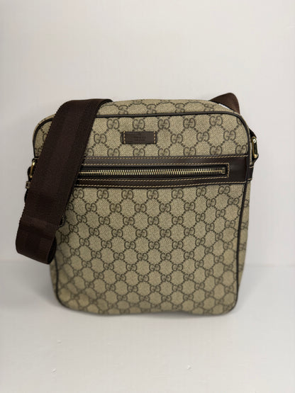 Pre-owned Gucci GG supreme canvas messanger bag