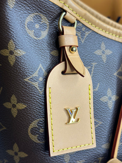 Pre-owned Louis Vuitton monogram canvas carryall PM