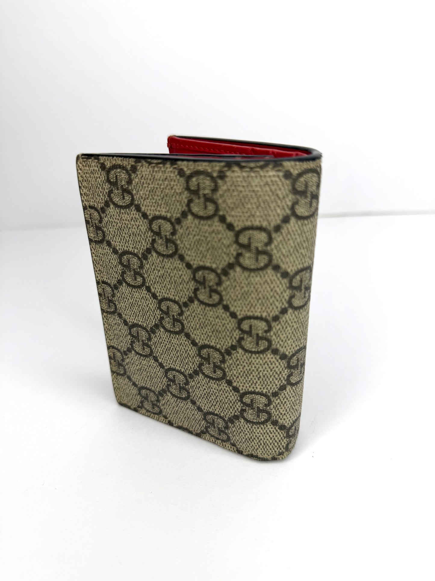 Pre-owned Gucci supreme canvas cherry compact wallet