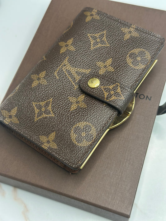 Pre-owned Louis Vuitton monogram canvas Viennois Wallet