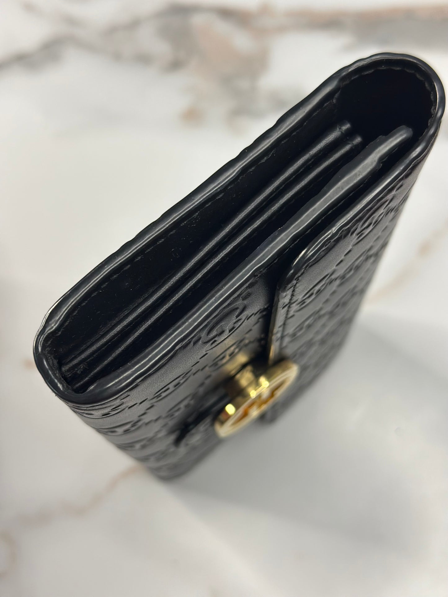 Pre-owned Gucci black embossed leather Guccisima long wallet