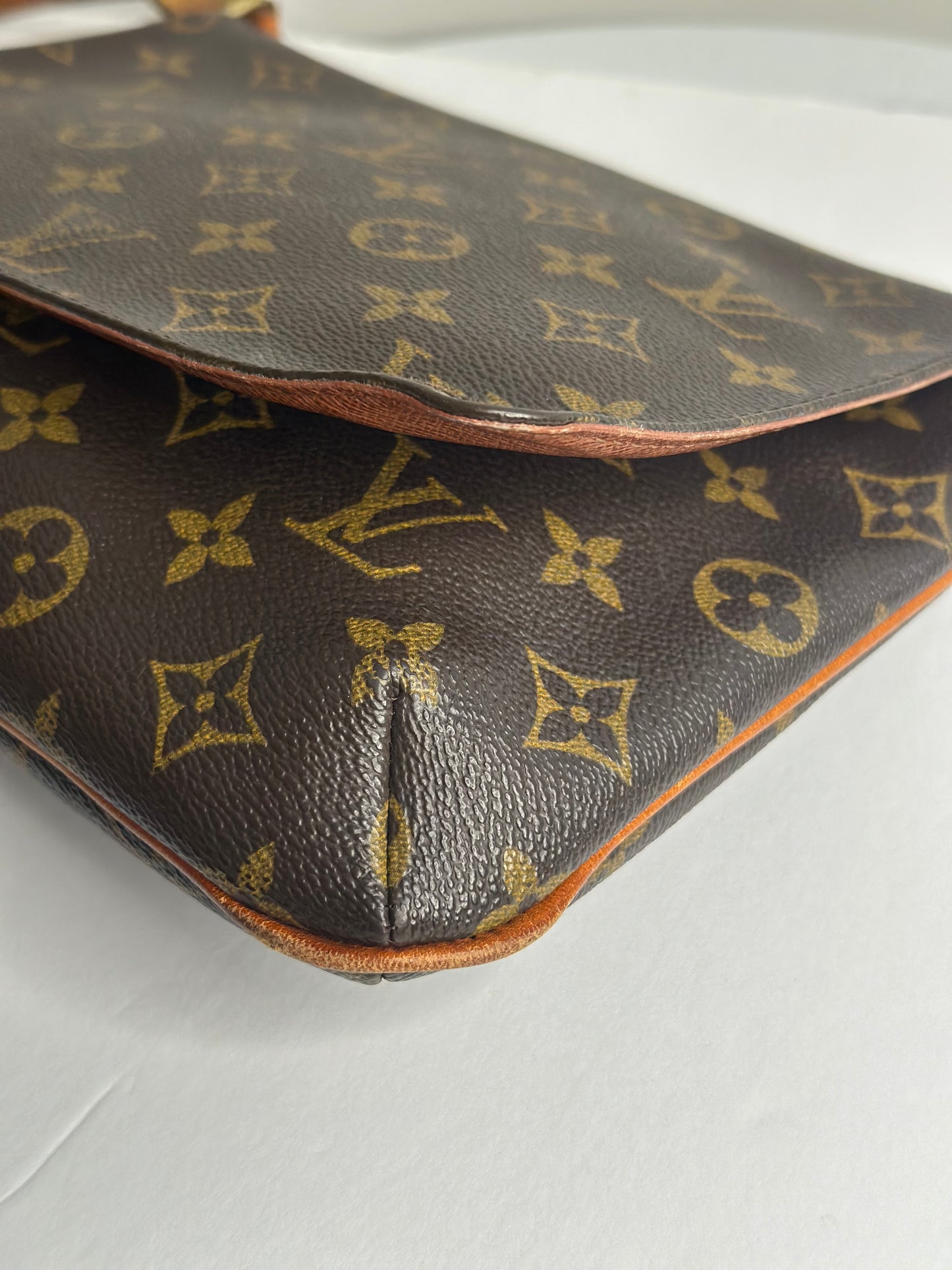 Pre-owned Louis Vuitton monogram canvas musette tango short strap