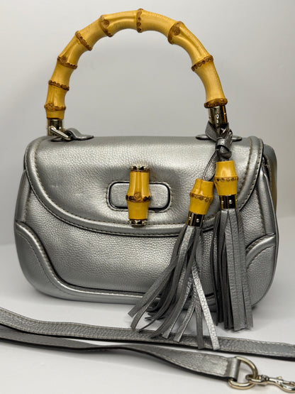 Pre-owned Gucci Metallic Calfskin Medium New Bamboo Top Handle Bag Silver