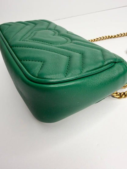 Pre-owned Gucci GG marmont super mini emerald green leather crossbody