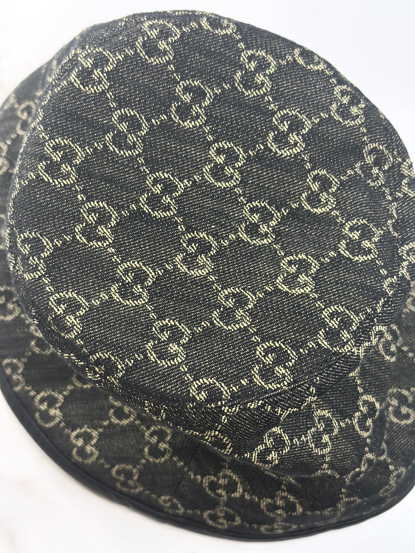 Pre-owned Gucci GG Logo Bucket Large Hat in black denim with a leather trim