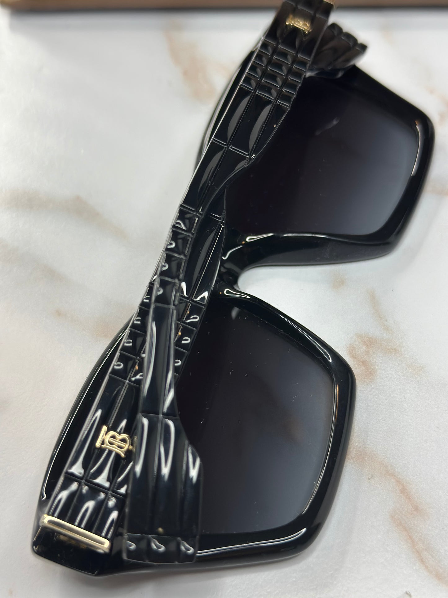 Pre-owned Burberry shiny black sunglasses