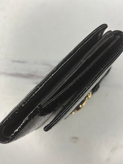 Pre-owned Gucci Microguccismia patent leather compact wallet