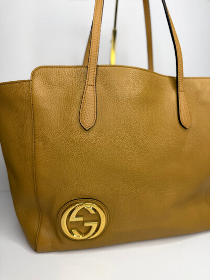 Pre-owned Gucci Interlocking logo Camel leather should tote