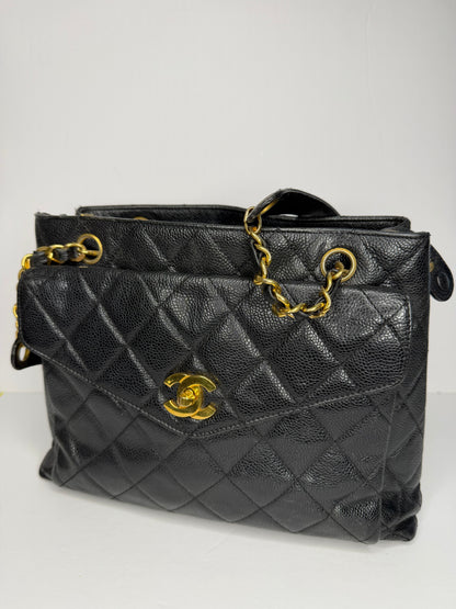 Pre-owned Chanel 1994-1996 quilted caviar leather front pocket shoulder tote