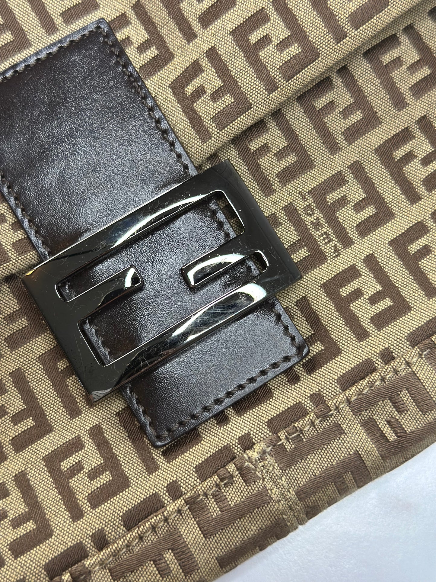 Pre-owned Fendi Zucchino brown canvas baguette, shoulder bag