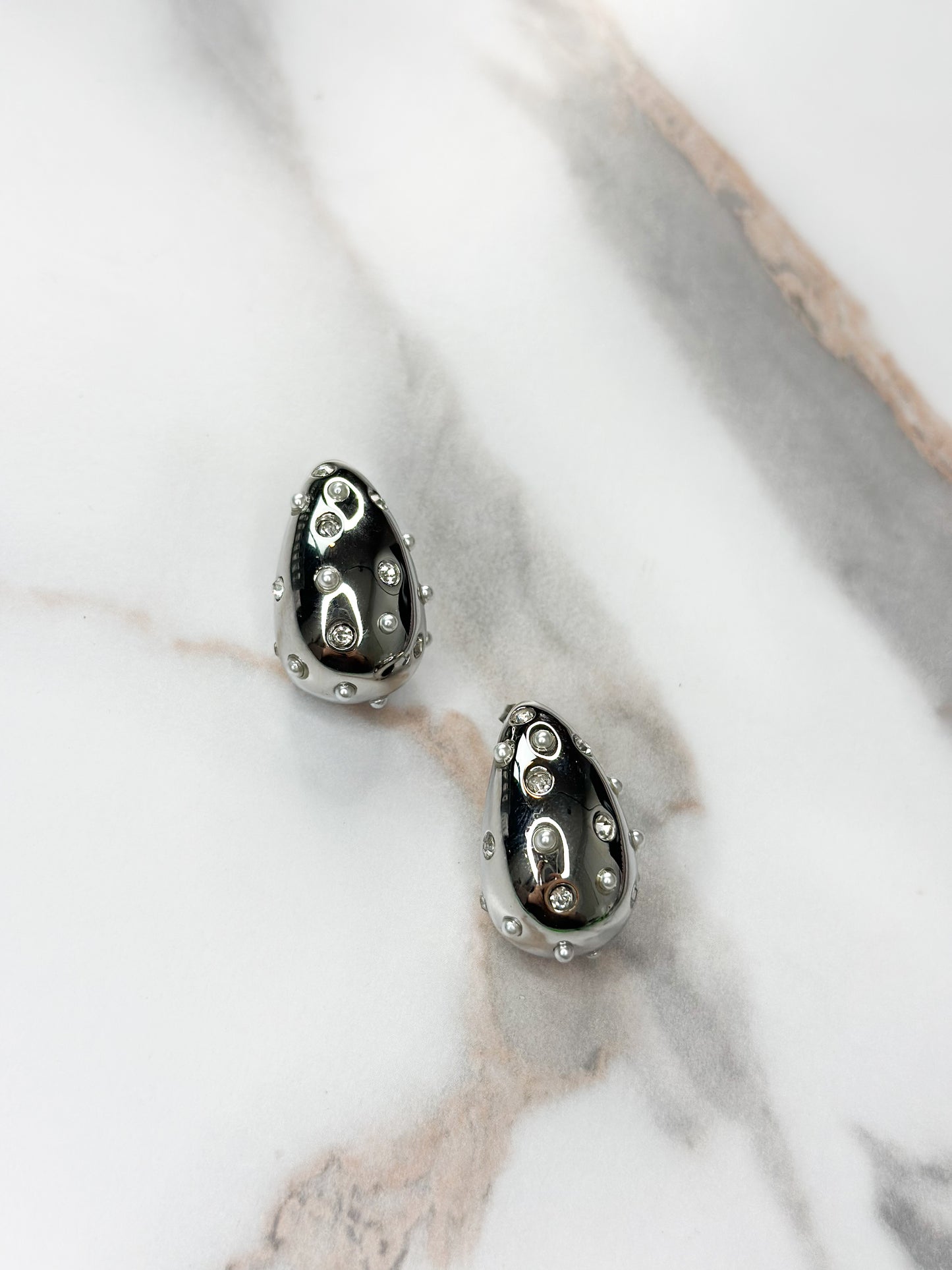 Silver teardrop earrings
