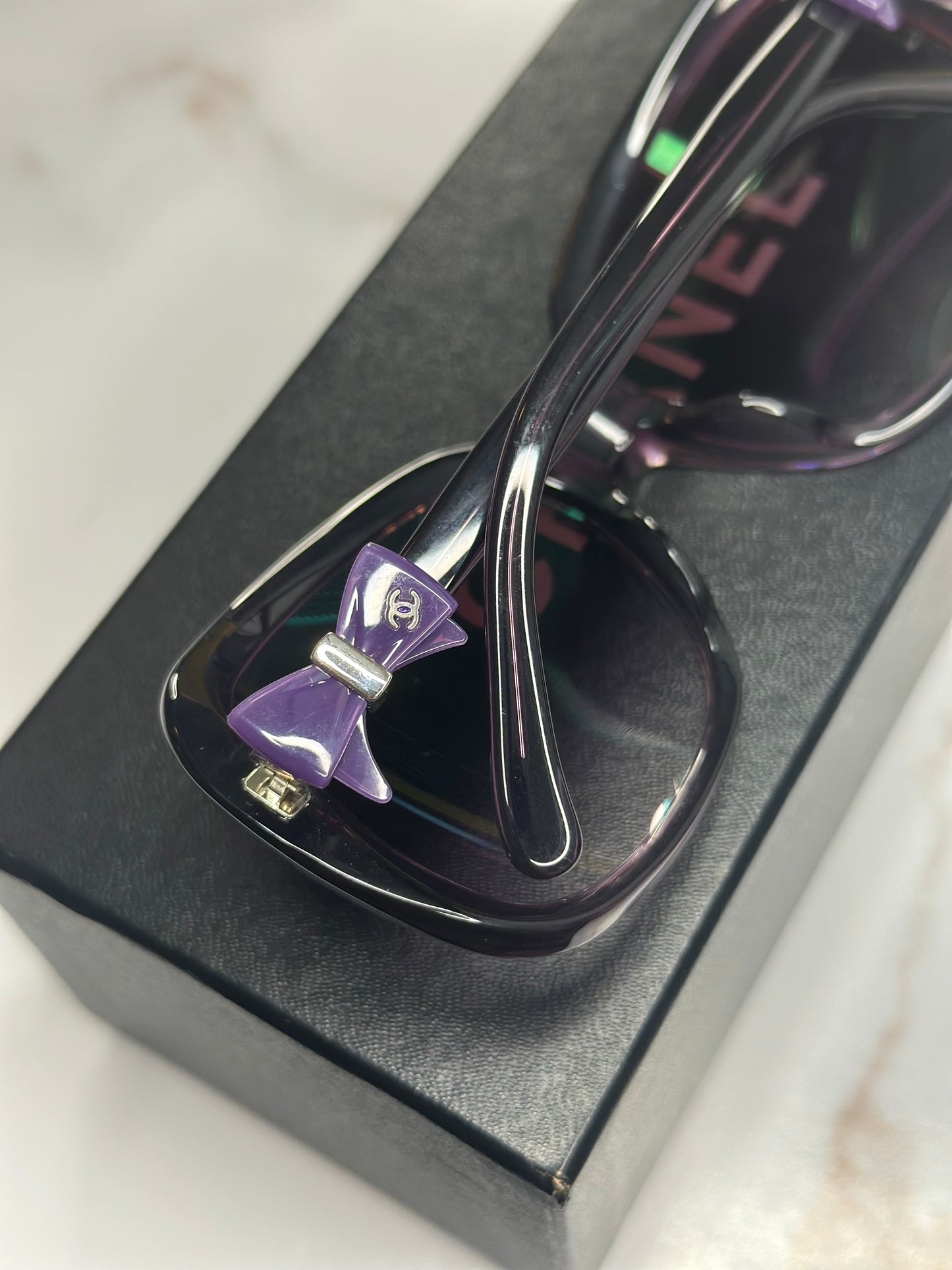 Pre-owned Chanel Acetate CC Bow purple Sunglasses