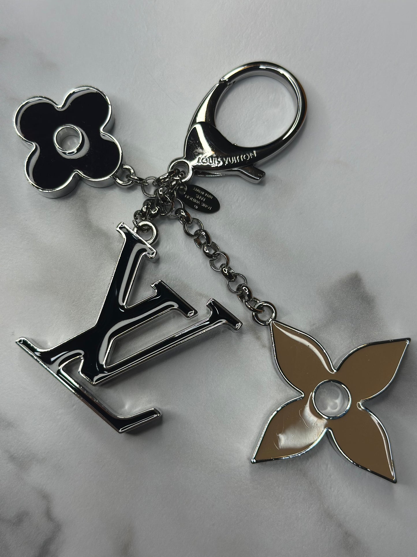 Pre-owned Louis Vuitton Fleur de Monogram Bag Charm