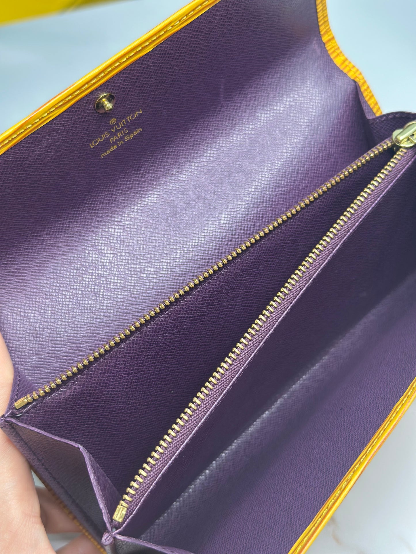 Pre-owned Louis Vuitton yellow Epi leather Sarah wallet
